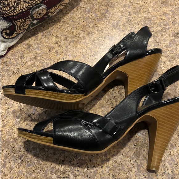 Connie High Heels Leather & Man Made Materials 7.5 - Picture 4 of 16